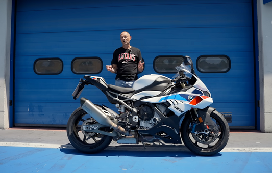 Neevesy reviews the new BMW S1000RR